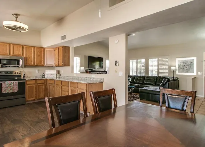 Kierland 3 Bdrm With Sparkling Pool *