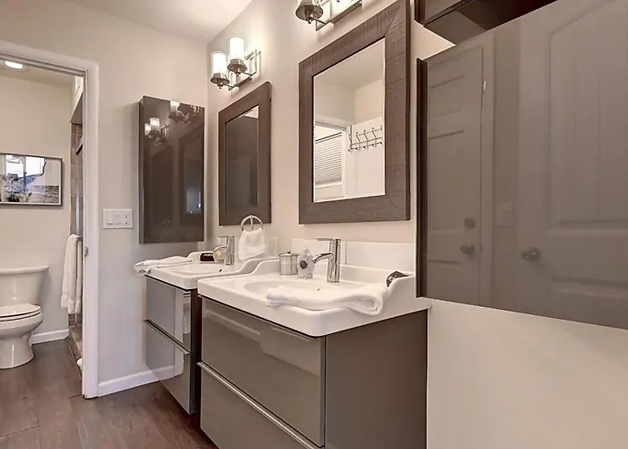 Holiday home Kierland 3 Bdrm With Sparkling Pool *