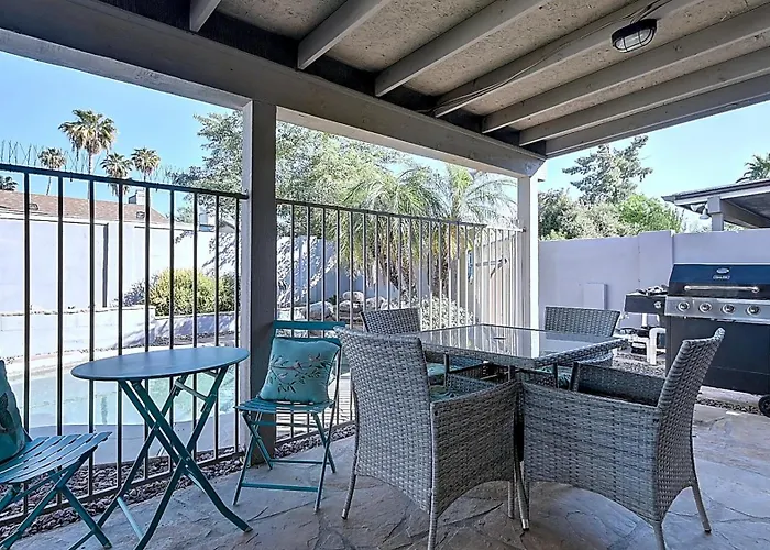 Fenced Pool Near Kierland Extended Stays *